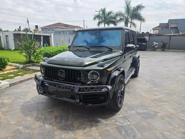Mercedes-Benz G-Class 2019 Green · Photo 1