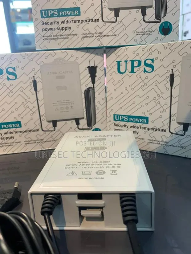 Power Supply for Cameras and Routers · Photo 1