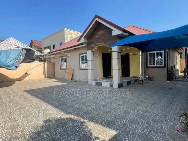3bdrm Mansion in 3 Bedroom Self, Tema Metropolitan for rent · Photo 1