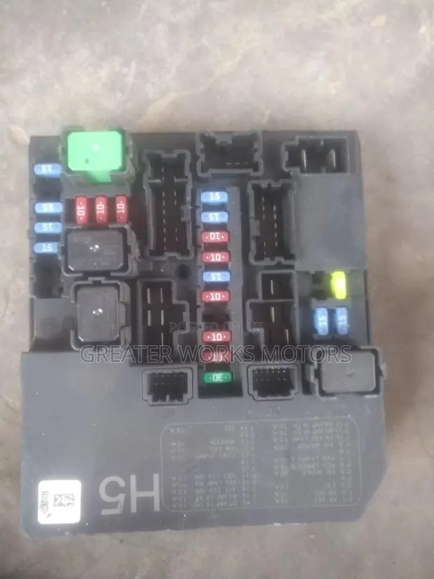 Nissan Sentra Fuse Box 16-19