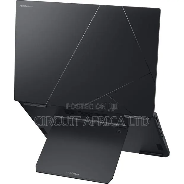 New Laptop Asus Zenbook Duo 14 32GB Intel Core Ultra 9 SSD 1T · Photo 1