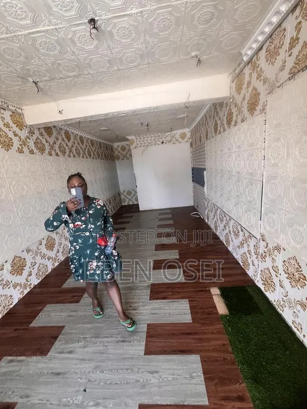 Shop for Rent at Dansoman-KFC Areas · Photo 3