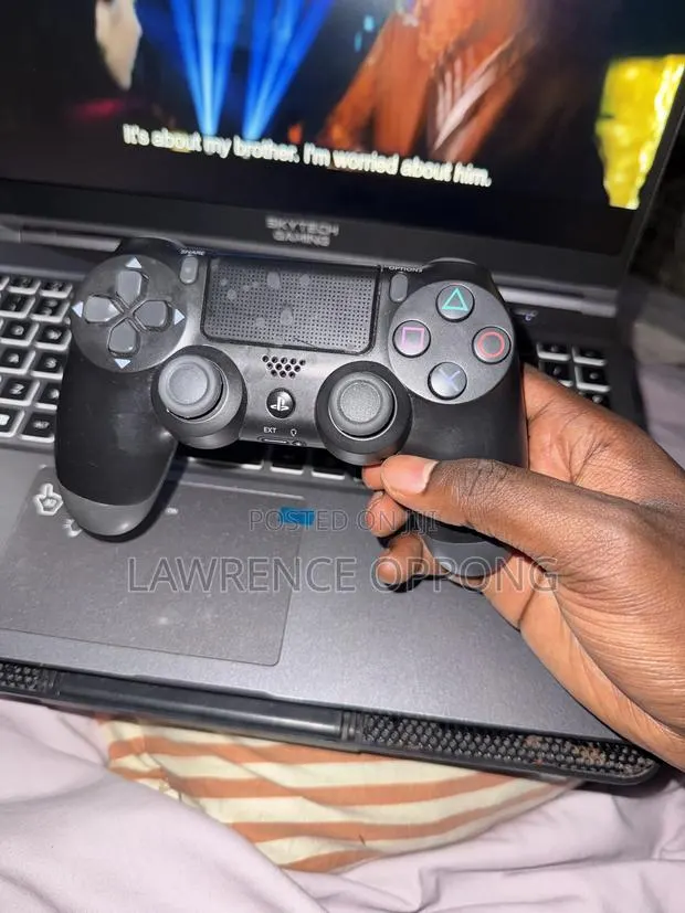 Controller · Photo 1