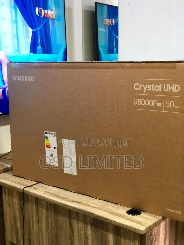 Seamless Streaming: Samsung 50" U8000f Smart Tv · Photo 1