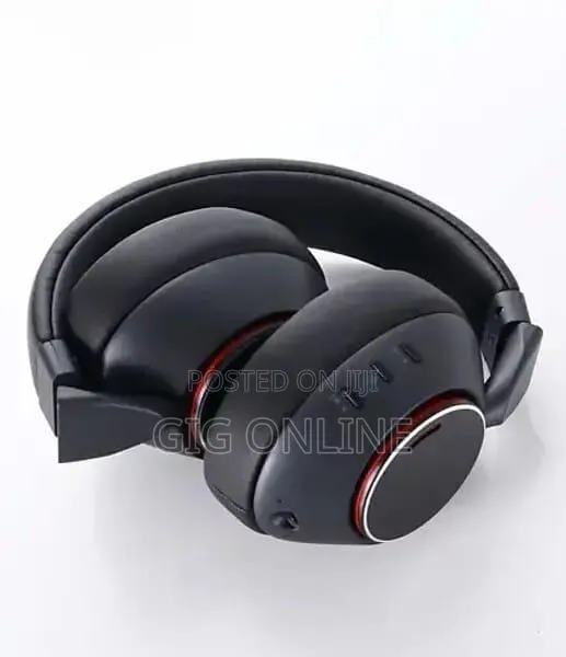 Wireless Noise Cancelling Headset · Photo 2