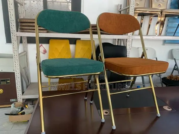 Foldable Chair · Photo 1