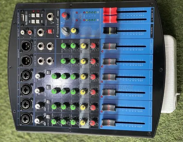 Soundcraft Fx8u 8 Channel Mixer · Photo 1