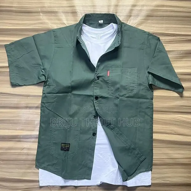 Quality Short-Sleeves Shirt With Round Neck · Photo 1