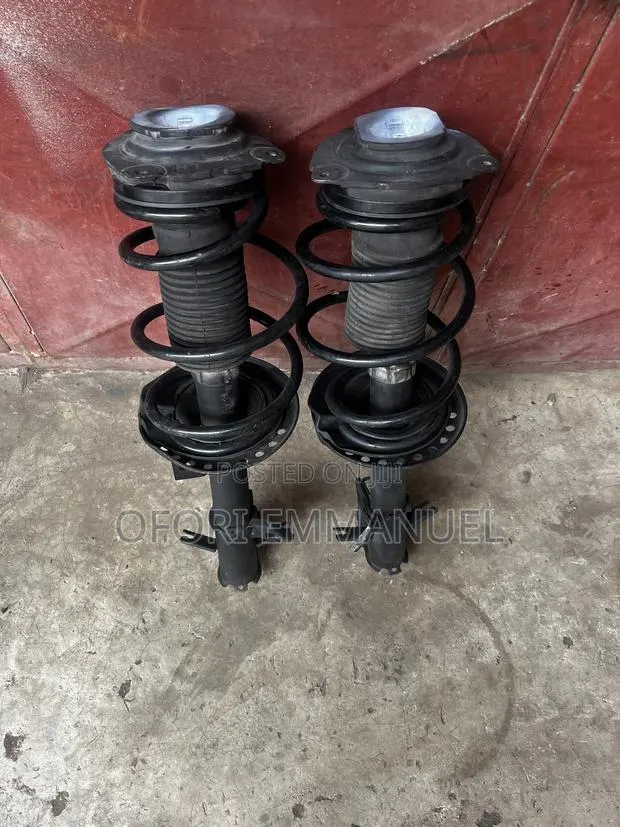 Nissan Sentra Front Shocks 2017 · Photo 1