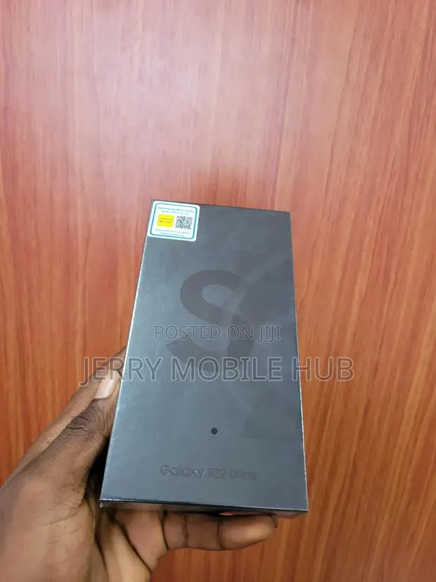 New Samsung Galaxy S22 Ultra 128 GB Blue · Photo 1