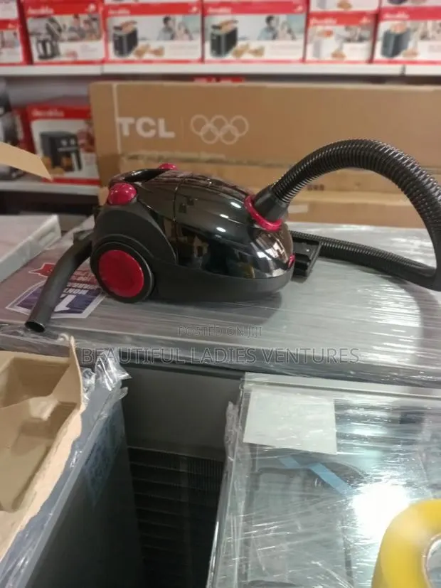 Compact Design, Big Cleaning Power · Photo 1