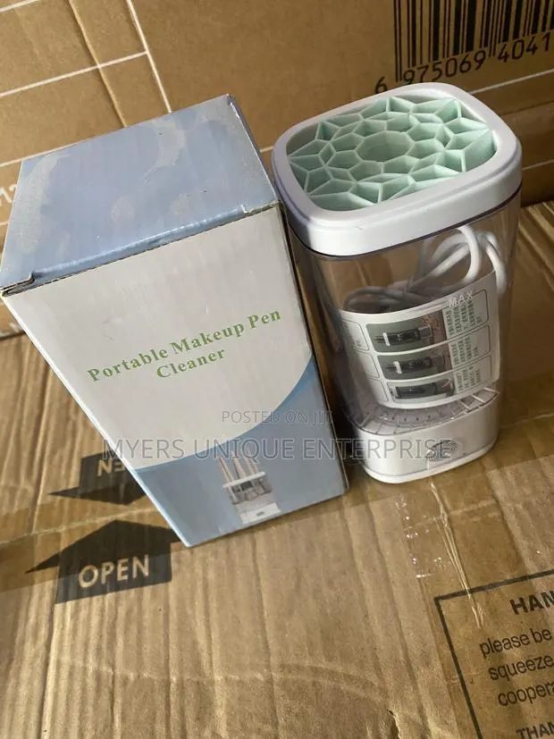 USB Makeup Brush Cleaning Machine - Deep Clean · Photo 1
