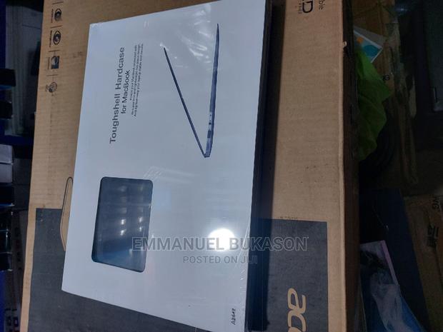 Macbook Air M · Photo 2