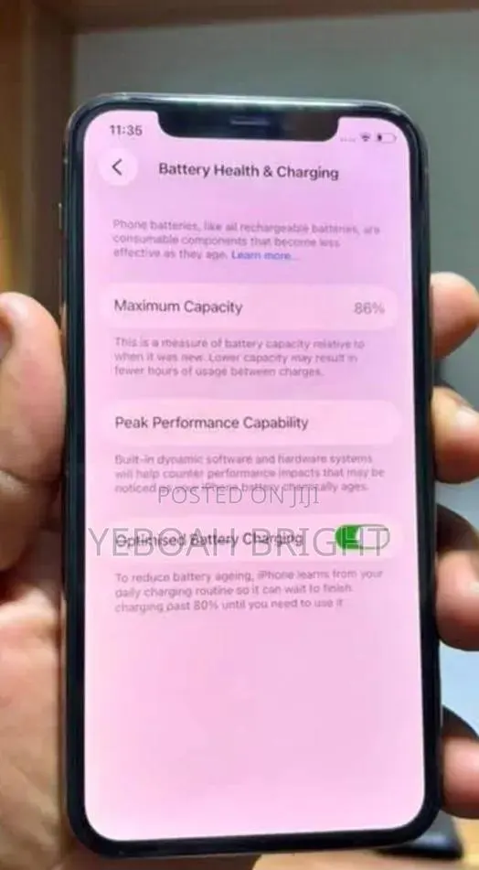 Apple iPhone 11 64 GB · Photo 1