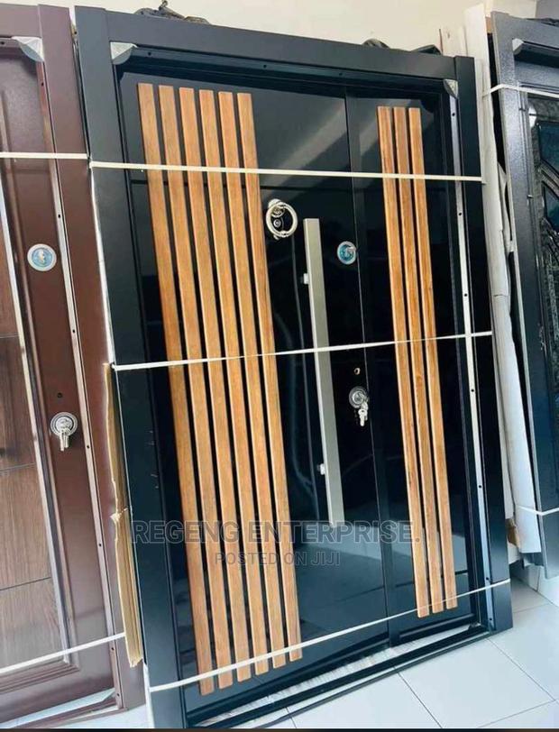 Upgrade Luxury Security Door · Photo 1