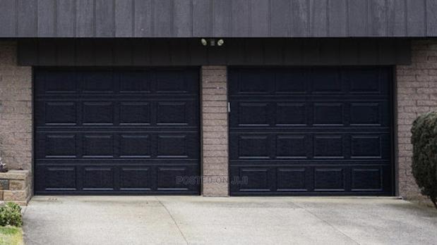 Unique Automated Remote Garage Door · Photo 3