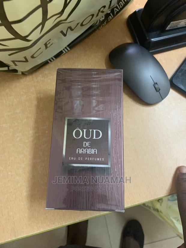Oud De Arabian Perfume · Photo 1