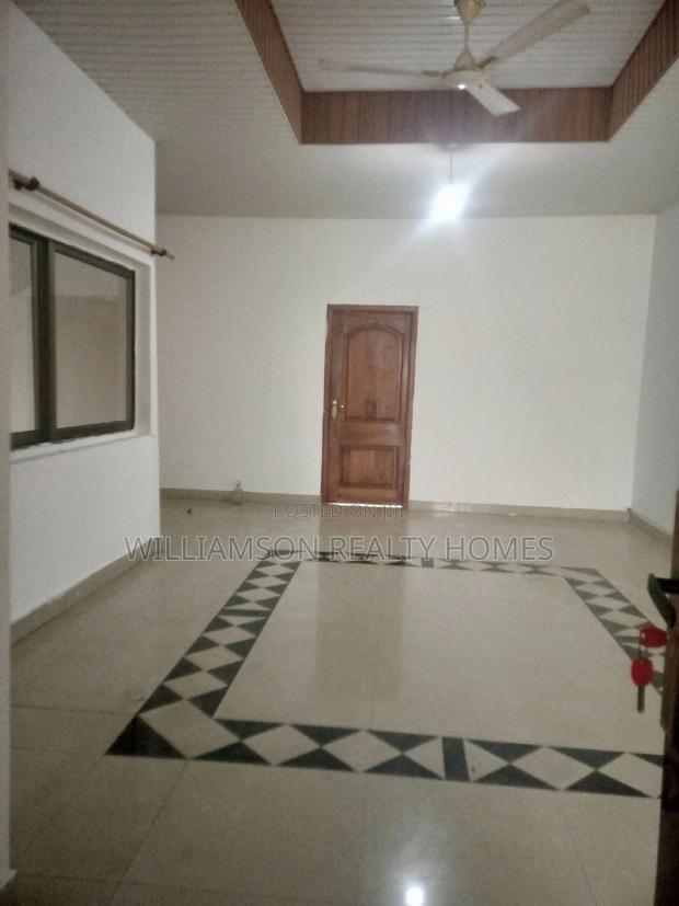 5bdrm House in Hfc Estate, Spintex for rent · Photo 3