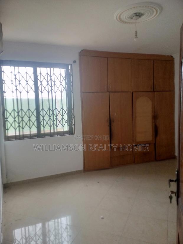 5bdrm House in Hfc Estate, Spintex for rent · Photo 5