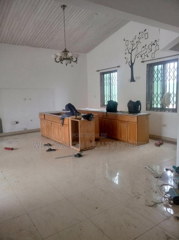 5bdrm House in Hfc Estate, Spintex for rent · Photo 6