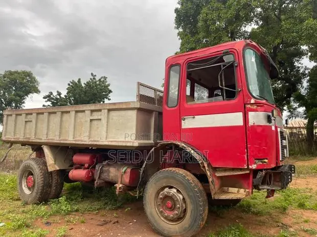 Tipper Truck for Sale · Photo 1