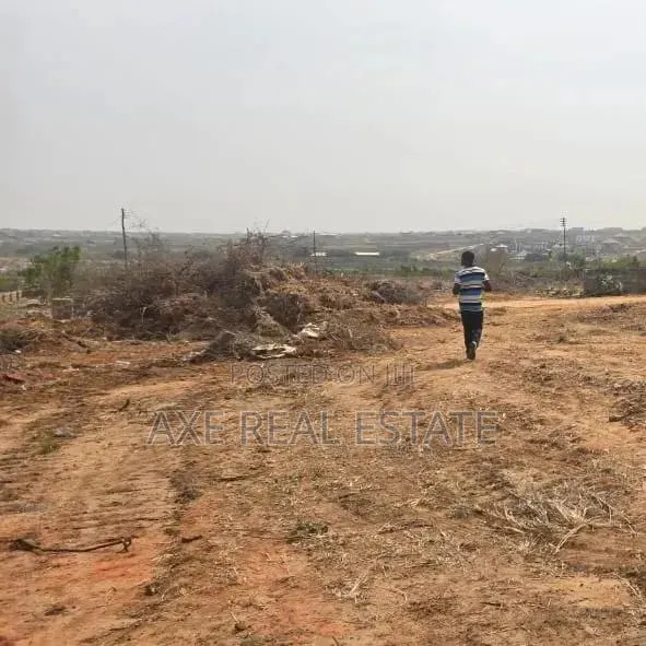 Best Estate Lands: Legit Paperwork at New Ningo Prampram · Photo 1