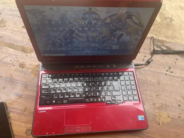 Laptop NEC 4GB Intel Core i5 HDD 128GB · Photo 1