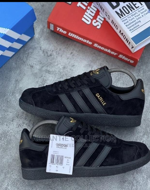 Adidas Gazelle All Black · Photo 1