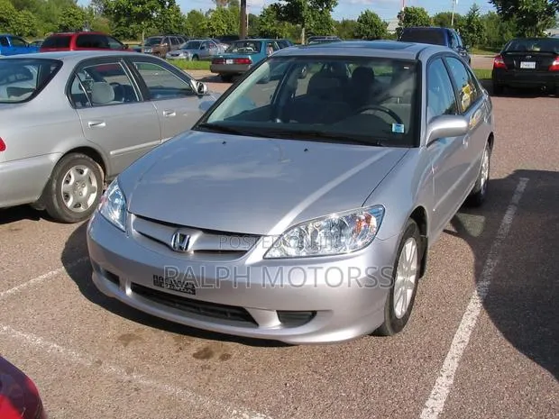Honda Civic 2005 Headlight Pair · Photo 1