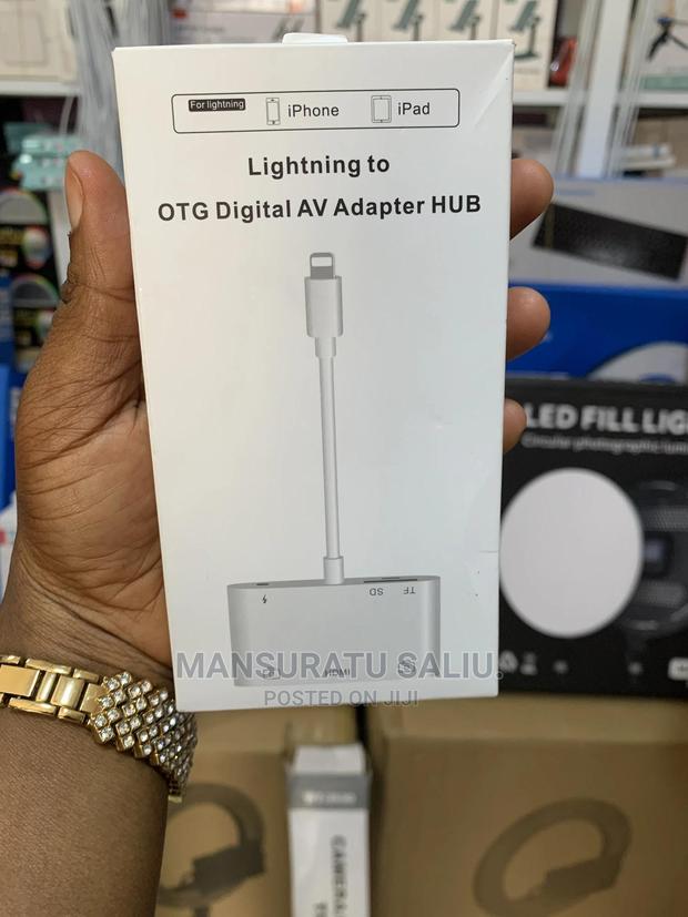 Lightning to Otg Digital Av Adapter Hub · Photo 2