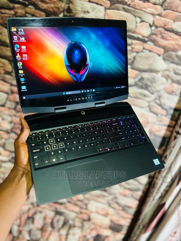 Laptop Alienware Area-51m 32GB Intel Core I7 SSD 512GB · Photo 5