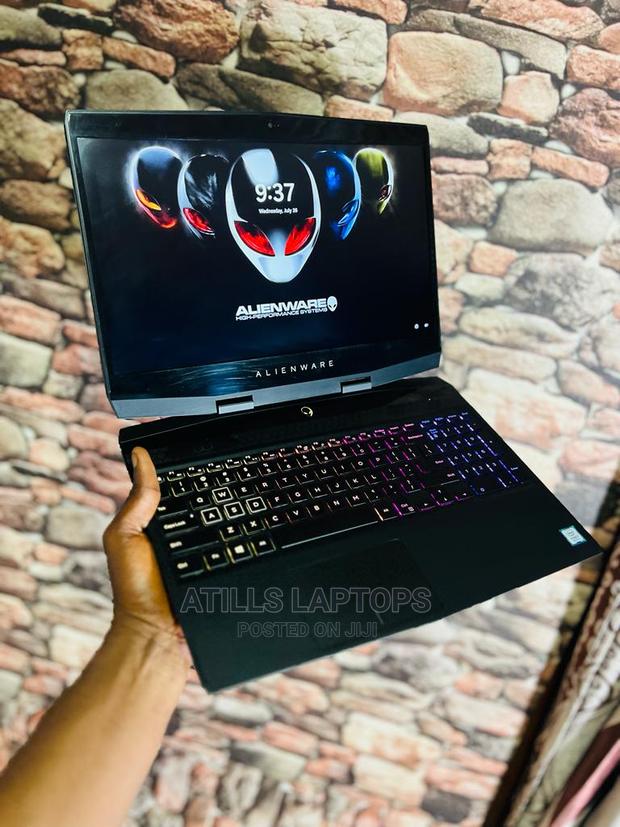 Laptop Alienware Area-51m 32GB Intel Core I7 SSD 512GB · Photo 8