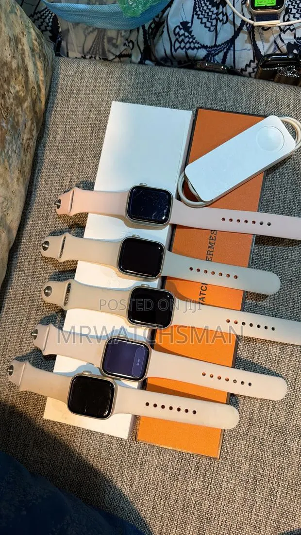 Apple Watch Series 7 · Photo 1
