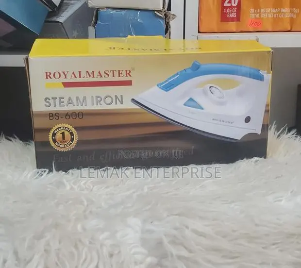 Royalmaster BS-600 Steam Iron, Typically Operating at 1200W · Photo 1