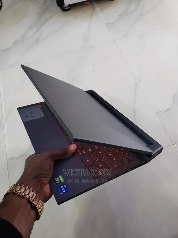 Laptop Dell G15 5511 16GB Intel Core I7 SSD 512GB · Photo 4
