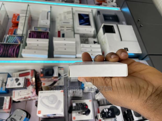 Apple Magsafe Charger · Photo 4