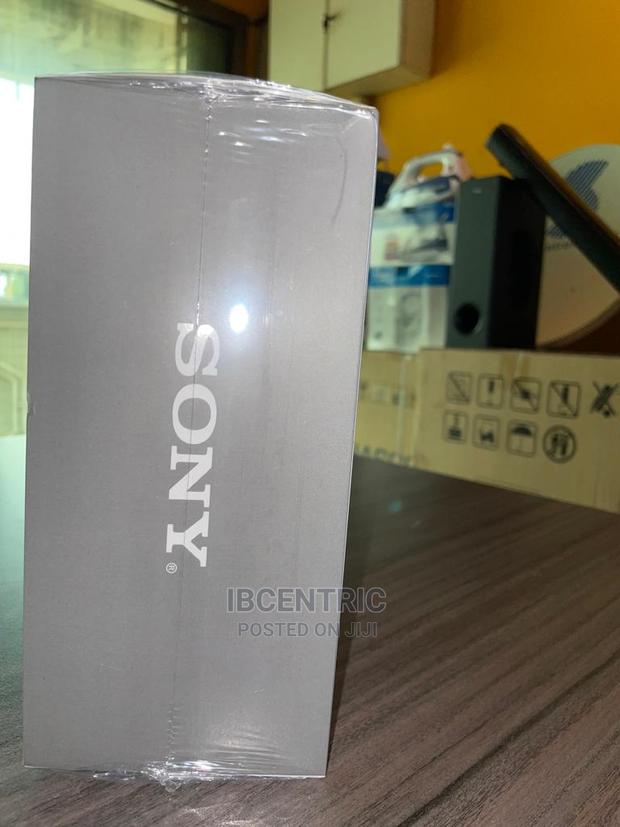 Sony Wireless Extra Bass Headphones · Photo 7