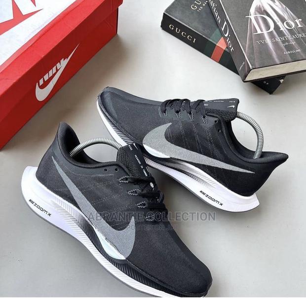Nike Zoom Pegasus · Photo 2