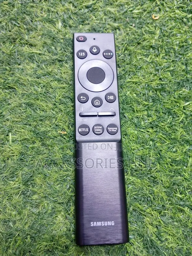 Samsung Smart Voice Remote Control · Photo 1