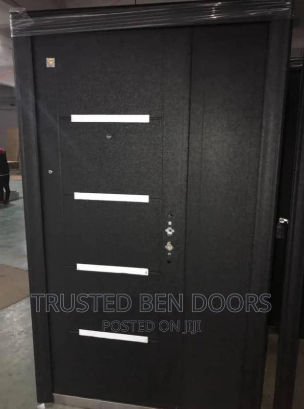 Paladin One And Half Design Doors [Single+Double Door] · Photo 1