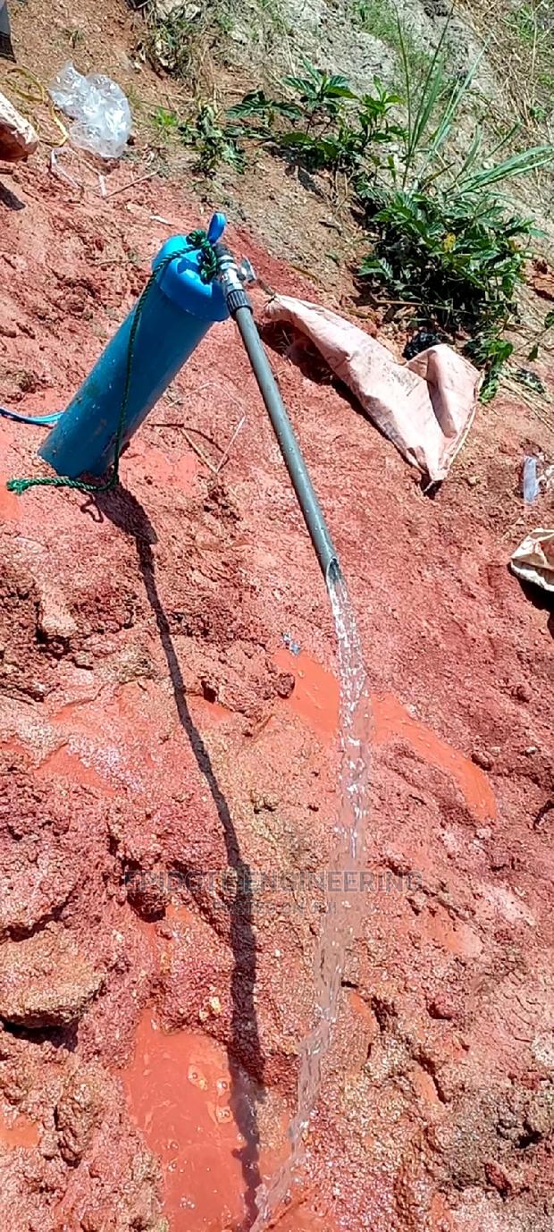 Small Machine Water Borehole Drilling at Kronom · Photo 2