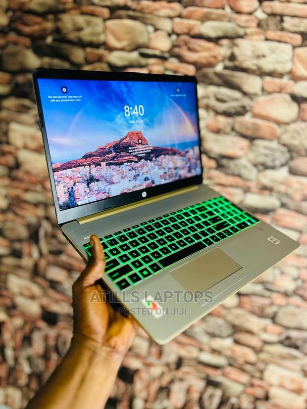 New Laptop HP Pavilion 15 16GB Intel Core I5 SSD 512GB · Photo 1