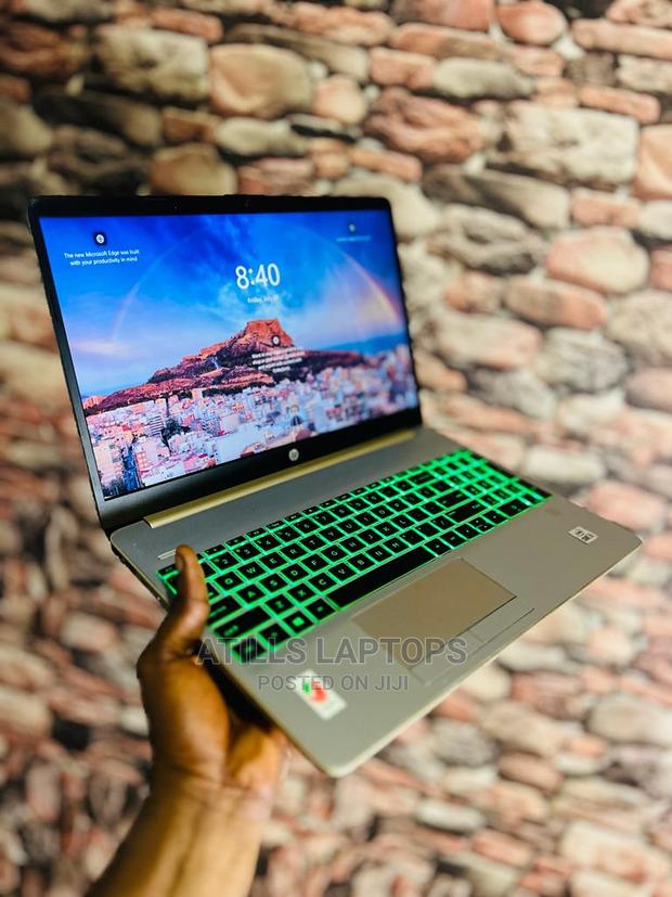 New Laptop HP Pavilion 15 16GB Intel Core I5 SSD 512GB · Photo 3