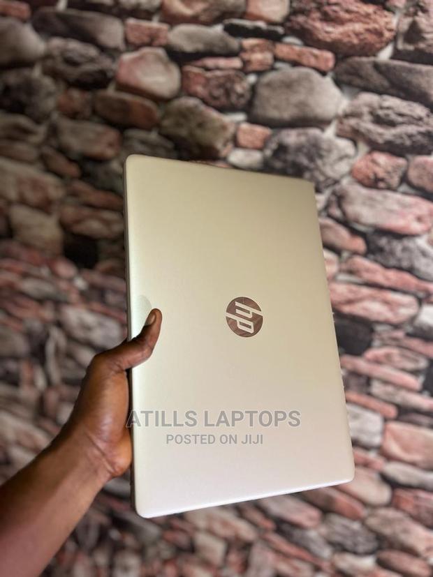 New Laptop HP Pavilion 15 16GB Intel Core I5 SSD 512GB · Photo 4