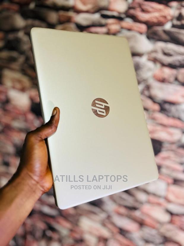 New Laptop HP Pavilion 15 16GB Intel Core I5 SSD 512GB · Photo 6