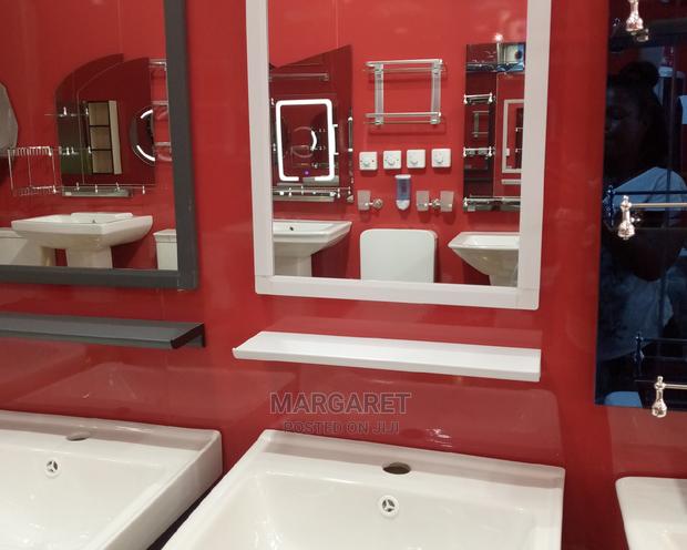 Wash Hand Basin and Mirror (Complete) · Photo 1