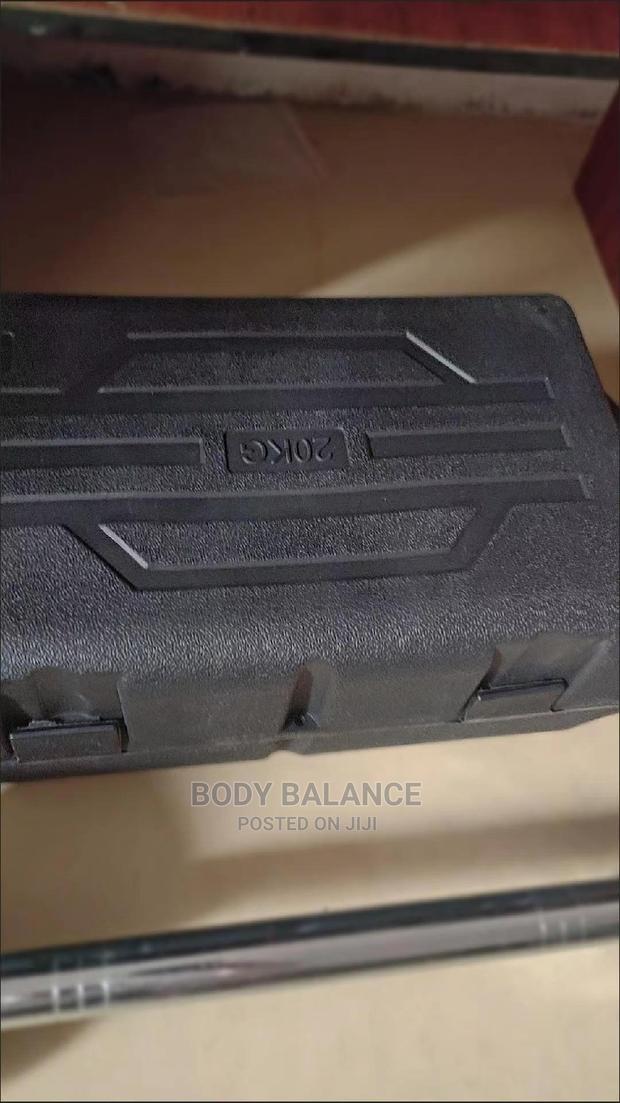 20kg Metal Dumbbells · Photo 2