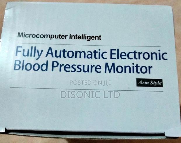 Electric Blood Pressure Monitor · Photo 3