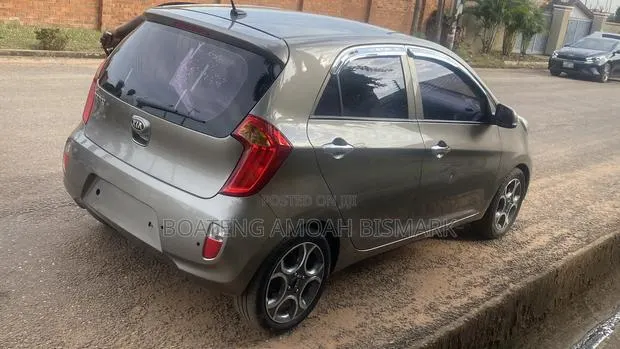 Kia Morning 2013 Gray · Photo 8