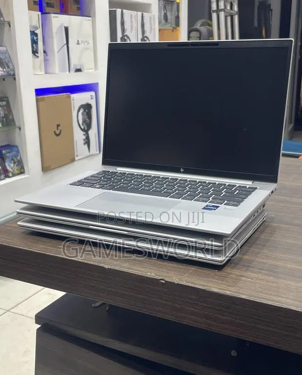 Laptop HP EliteBook 840 10 16GB Intel Core i7 SSD 512GB · Photo 1